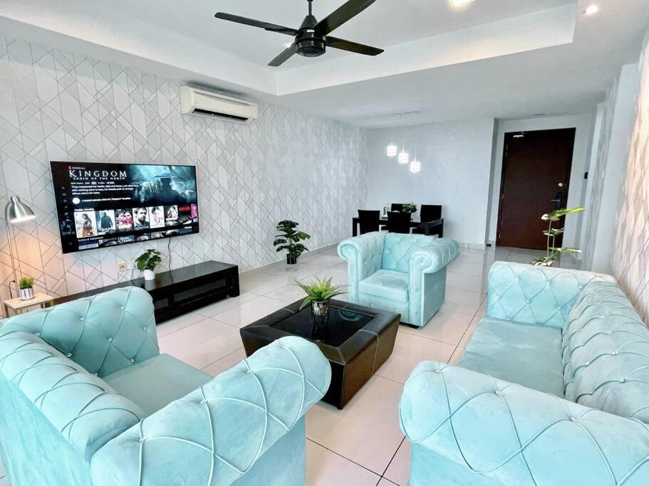 Ksl Citymall 15-20Pax 4B4B Privatelift-Smarttv70Inch-Netflix Джохор-Бару Экстерьер фото