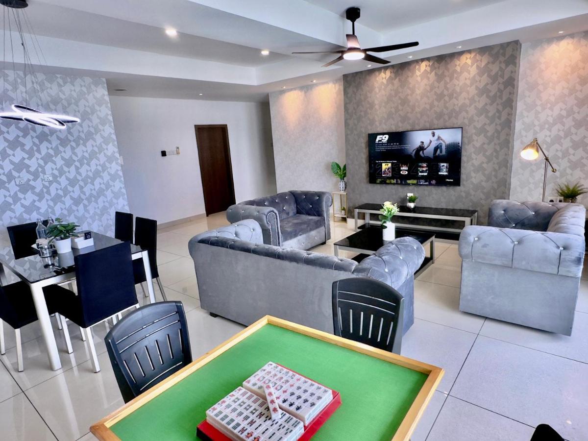 Ksl Citymall 15-20Pax 4B4B Privatelift-Smarttv70Inch-Netflix Джохор-Бару Экстерьер фото
